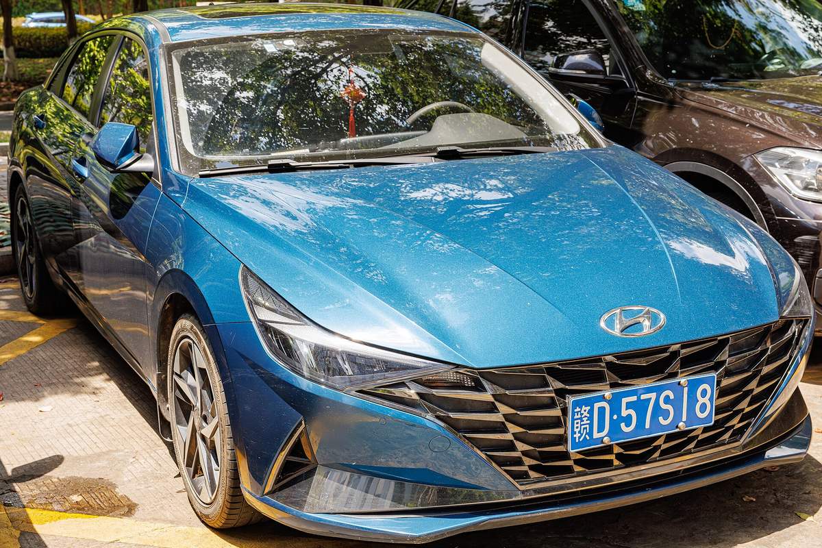 Hyundai Elantra 2022